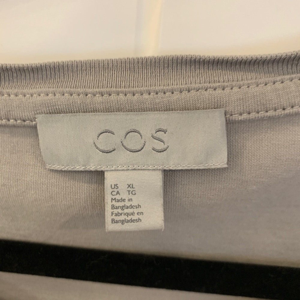 COS mens T-Shirt - Picture 2 of 3